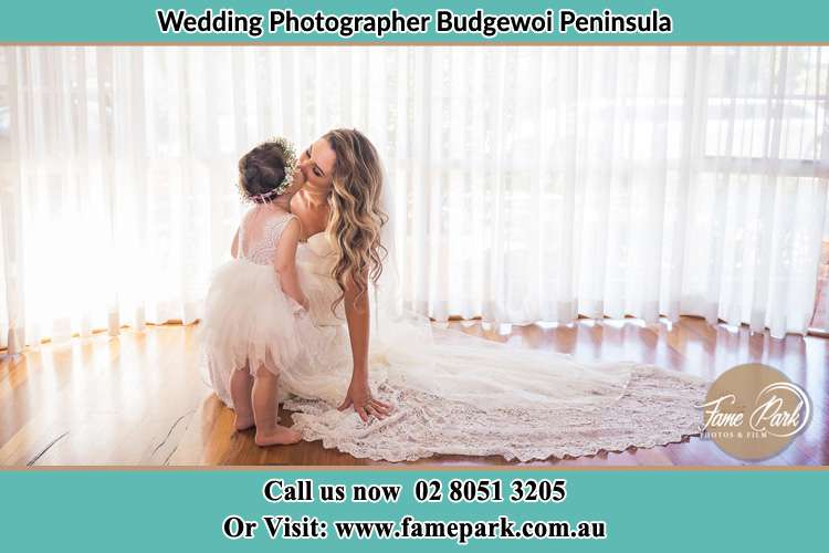 Photo of the Bride kiss the flower girl Budgewoi Peninsula NSW 2262