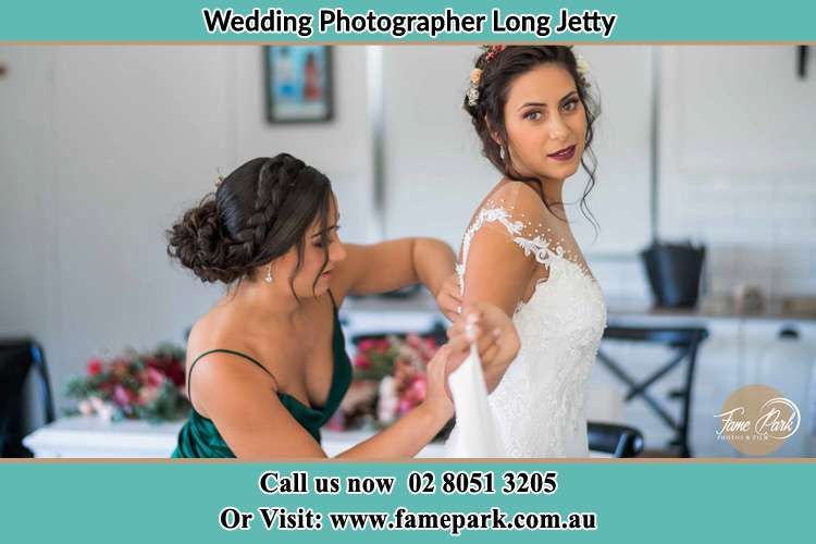 Photo of the Bride and the bridesmaids getting ready Long Jetty NSW 2261