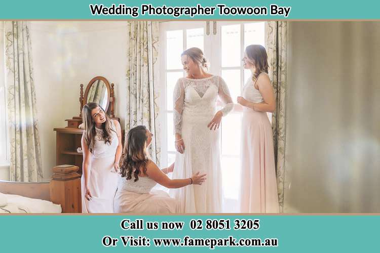 Photo of the Bride and the secondary sponsor preparing Toowoon Bay NSW 2261